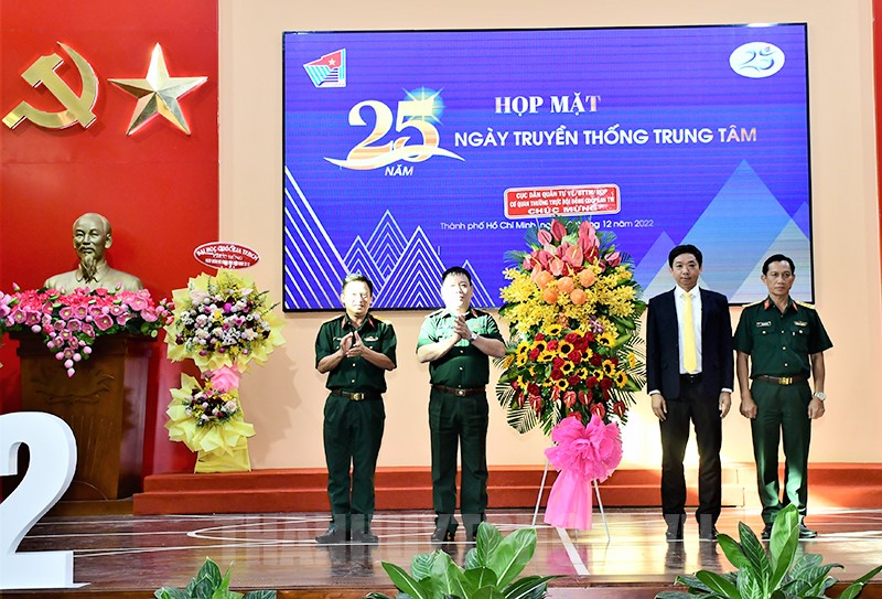 Đẩy mạnh nghiên cứu khoa học lĩnh vực giáo dục quốc phòng và an ninh